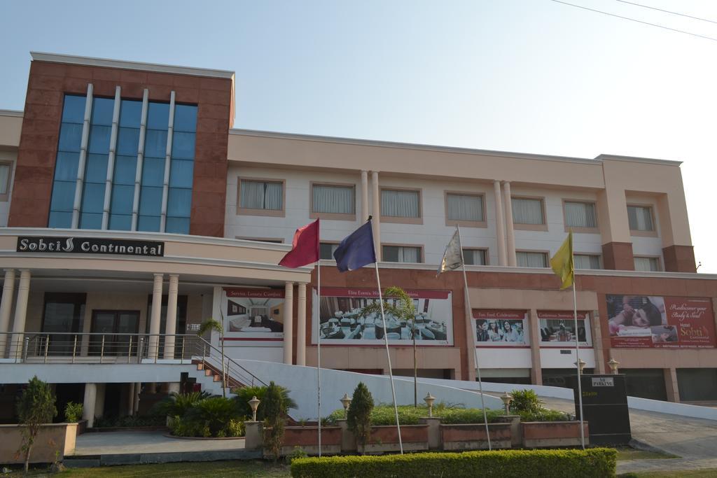 Hotel Sobti Continental Rudrapur Exterior foto